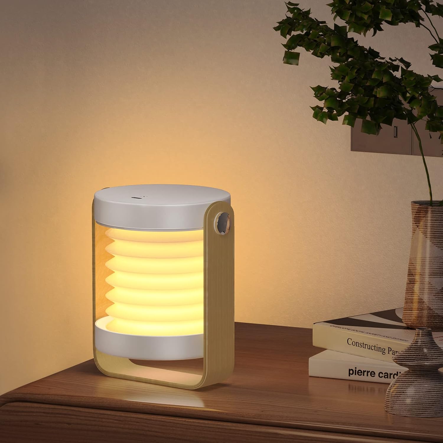 مصباح LED قابل للطي وإعادة الشحن بإضاءة دافئة