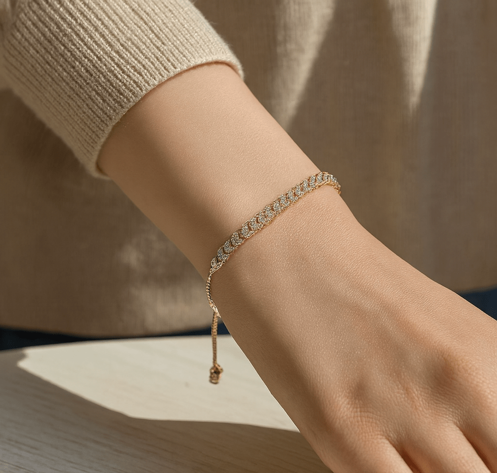 أساور 4u Jewelry نسائية مرصعة بزركونيا مكعبة قابلة للتعديل
