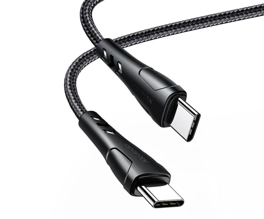 كابل USB-C إلى USB-C بقدرة 45 واط للشحن ونقل البيانات